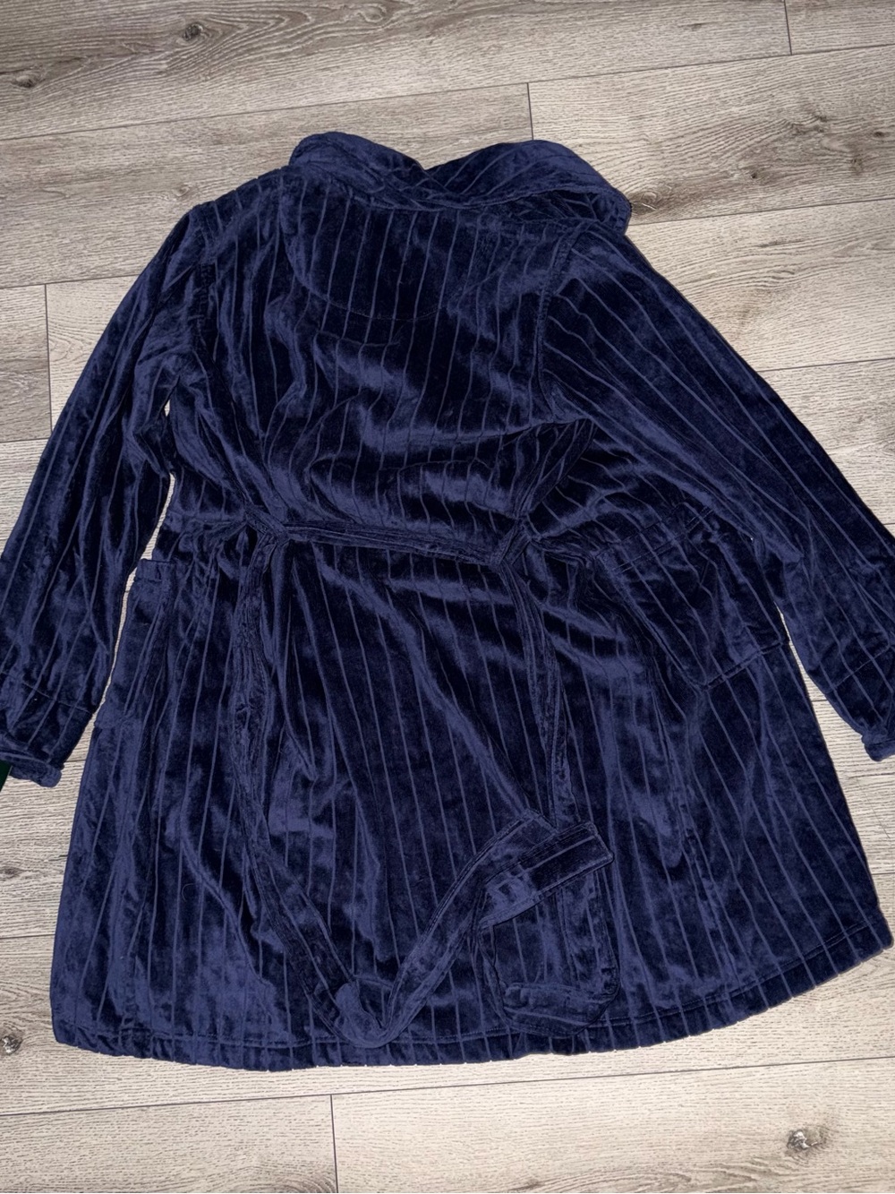 Lauren Ralph Lauren Ribbed Velour Hooded Robe - Picture 2 of 6